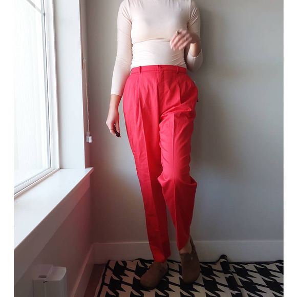 Vintage Red Pleated Tapered Pants, Deadstock Sport Cotton Levi's - Picture 1 of 9